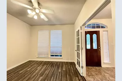 906 Mesquite Hollow Place, Round Rock, TX 78665 - Photo 6