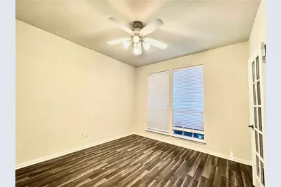 906 Mesquite Hollow Place, Round Rock, TX 78665 - Photo 10
