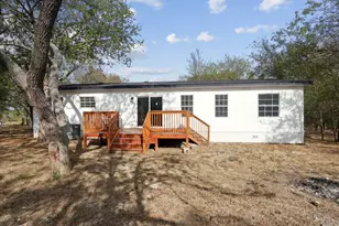 462 Texas Oak Dr, Cedar Creek, TX 78612 - Photo 4