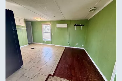 109 Seminole Drive, Smithville, TX 78957 - Photo 10