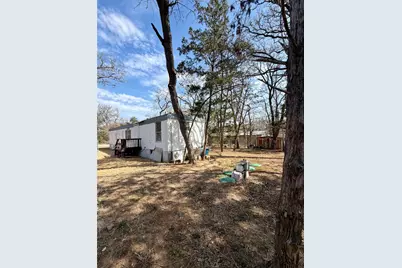 109 Seminole Drive, Smithville, TX 78957 - Photo 16