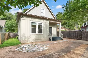 1165 Poquito St, Austin, TX 78702 - Photo 26