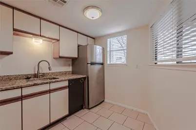 2500 Burleson Road #601, Austin, TX 78741 - Photo 8