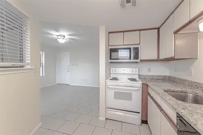 2500 Burleson Road #601, Austin, TX 78741 - Photo 6