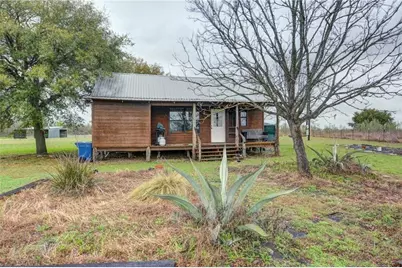 4715 Granny Drive, Del Valle, TX 78617 - Photo 14