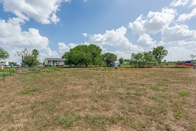 141 Davie Lane, Marion, TX 78124 - Photo 24