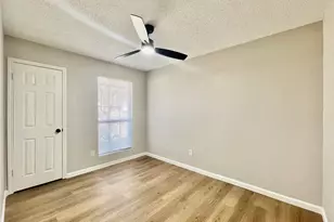 2001 Lisa Ln, San Marcos, TX 78666 - Photo 16