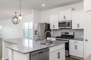 145 Blue Blaze Trl, Georgetown, TX 78628 - Photo 8