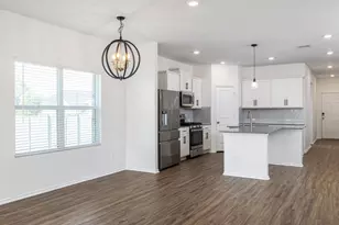 145 Blue Blaze Trl, Georgetown, TX 78628 - Photo 4