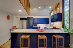 3 Hull Cir, Austin, TX 78746 - Photo 14