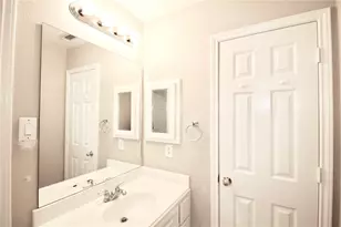 7222 Ellaview Ln, Austin, TX 78759 - Photo 18