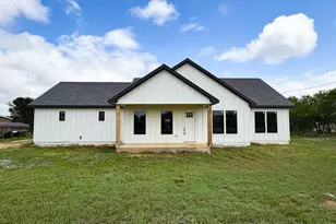 138 Blushing Dr, Cedar Creek, TX 78612 - Photo 1