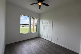 138 Blushing Dr, Cedar Creek, TX 78612 - Photo 6