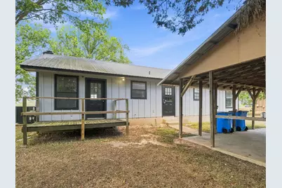 1303 Lovers Lane, Bastrop, TX 78602 - Photo 28