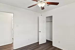 1303 Lovers Ln, Bastrop, TX 78602 - Photo 16