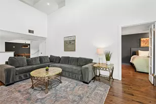 103 Birdie Dr, The Hills, TX 78738 - Photo 14