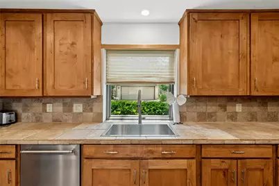 103 Birdie Drive, The Hills, TX 78738 - Photo 20