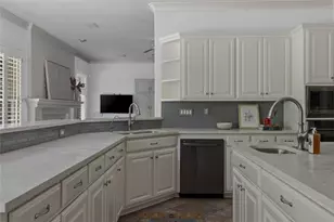 109 Wood Trail, West Lake Hills, TX 78746 - Photo 14