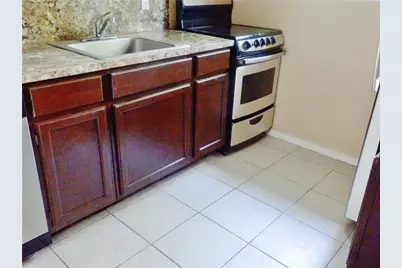 3206 King Street #208, Austin, TX 78705 - Photo 16