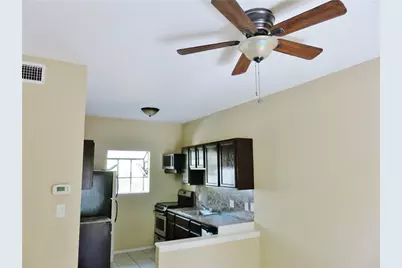 3206 King Street #208, Austin, TX 78705 - Photo 10