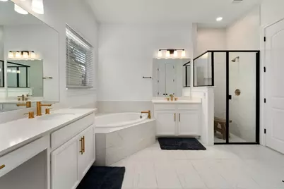 1954 Headwaters Boulevard, Dripping Springs, TX 78620 - Photo 10