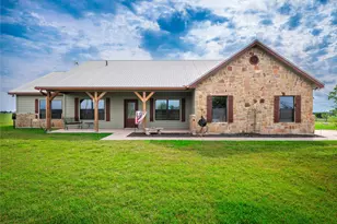 877 Co Rd 455, Coupland, TX 78615 - Photo 2
