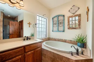 877 Co Rd 455, Coupland, TX 78615 - Photo 16