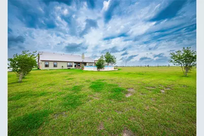 877 County Road 455, Coupland, TX 78615 - Photo 32