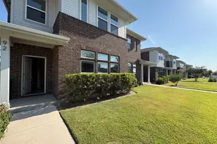 605 W South St, Leander, TX 78641 - Photo 2