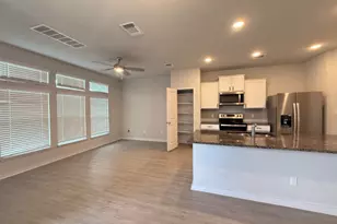 605 W South St, Leander, TX 78641 - Photo 4