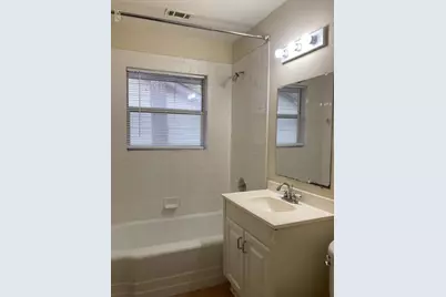 917 Keith Lane #A, Austin, TX 78705 - Photo 6