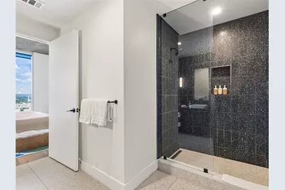 48 East Avenue #2011, Austin, TX 78701 - Photo 18