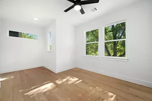 1104 Fiesta St, Austin, TX 78702 - Photo 30