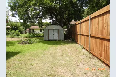 1109 Dunstan Drive, Austin, TX 78745 - Photo 12