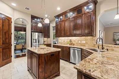 212 Malabar Street, Lakeway, TX 78734 - Photo 12