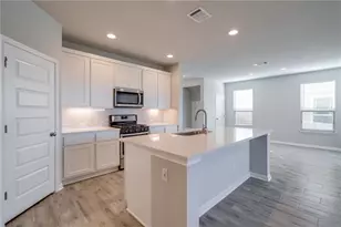 2205 Limestone Lake Dr, Georgetown, TX 78633 - Photo 4