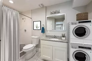 935 La Posada Dr, Austin, TX 78752 - Photo 16