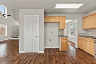 1704 Barilla Mountain Trail, Round Rock, TX 78664 - Photo 10