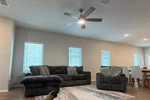 11917 Murano Dr, Austin, TX 78747 - Photo 4