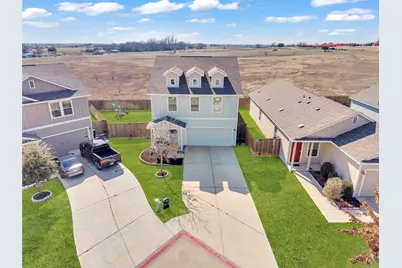752 Circle Way #35H, Jarrell, TX 76537 - Photo 34