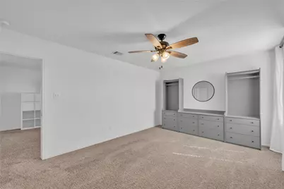 752 Circle Way #35H, Jarrell, TX 76537 - Photo 8