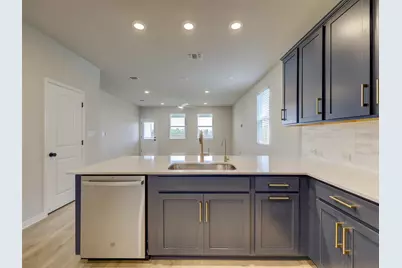 129 Prairie Falls Drive, Hutto, TX 78634 - Photo 10