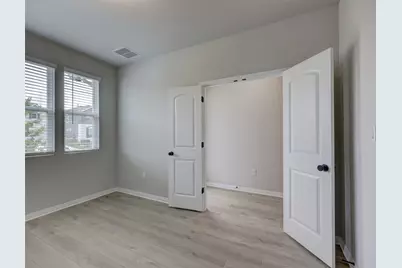 129 Prairie Falls Drive, Hutto, TX 78634 - Photo 6