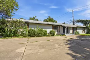 2712 St Edwards Cir, Austin, TX 78704 - Photo 20