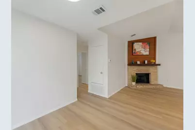 11603 Walnut Ridge Drive #Unit B, Austin, TX 78753 - Photo 14