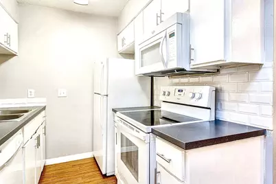 4007 Avenue C #104, Austin, TX 78751 - Photo 2