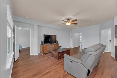 411 Camellia Drive, Hutto, TX 78634 - Photo 10