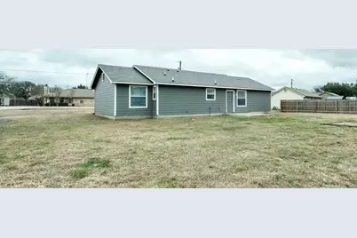 640 Fallen Oak Drive, Bertram, TX 78605 - Photo 12