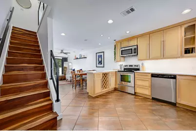 2605 Enfield Road #220, Austin, TX 78703 - Photo 2