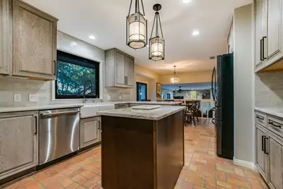 9106 Glenlake Drive, Austin, TX 78730 - Photo 8